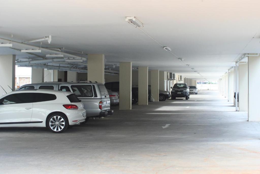 Baanklang Huahin Hotel Exterior photo