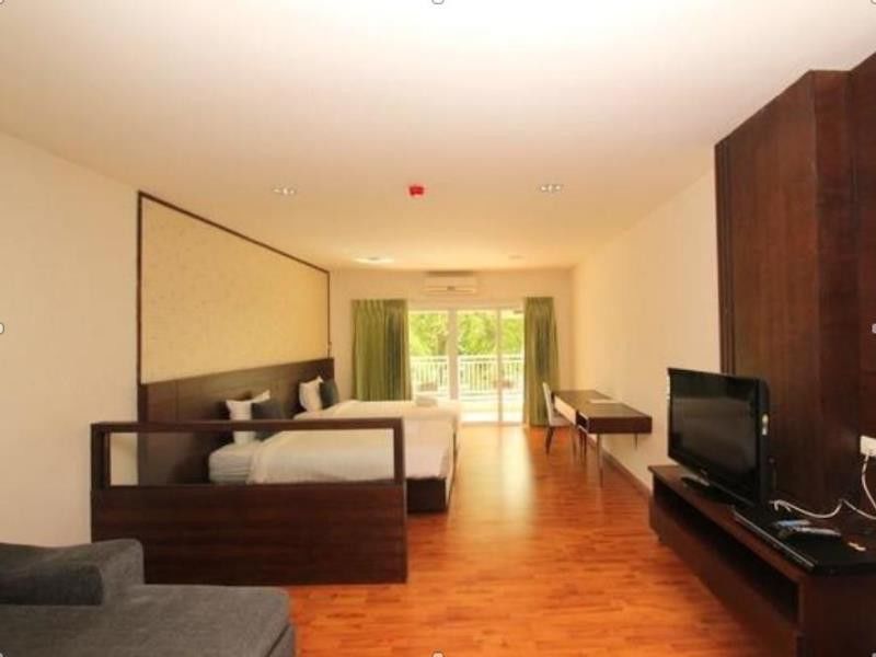 Baanklang Huahin Hotel Exterior photo