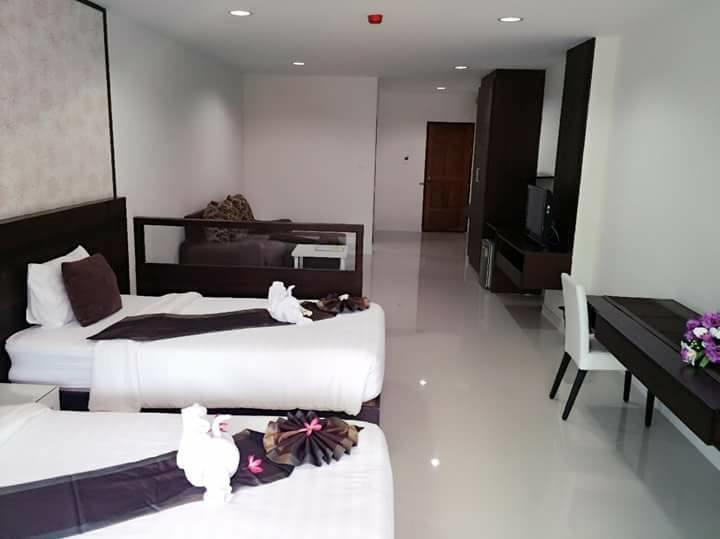 Baanklang Huahin Hotel Exterior photo